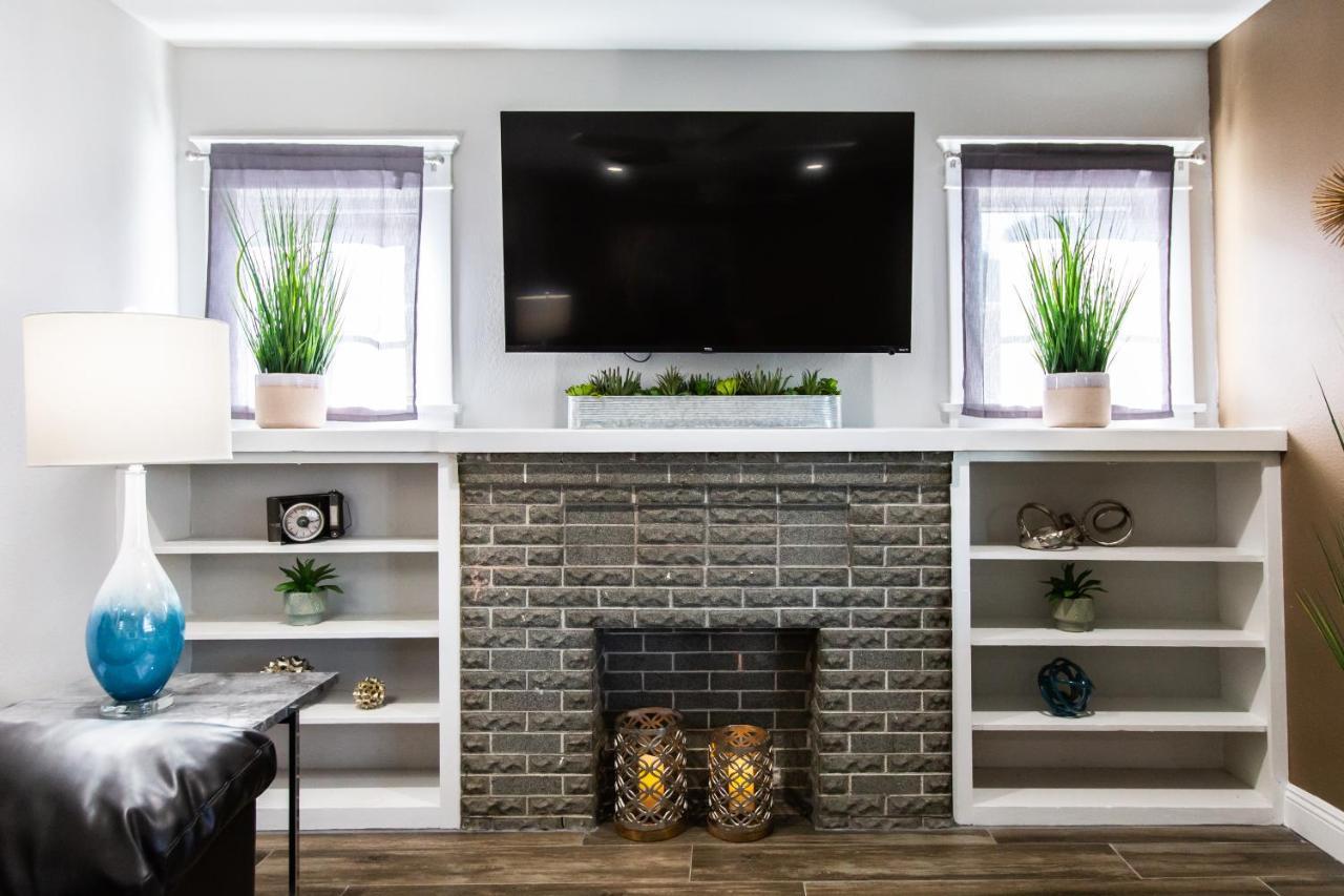 Long Medical Center Duplex: Pet-friendly For Healthcare Professionals Apartment
