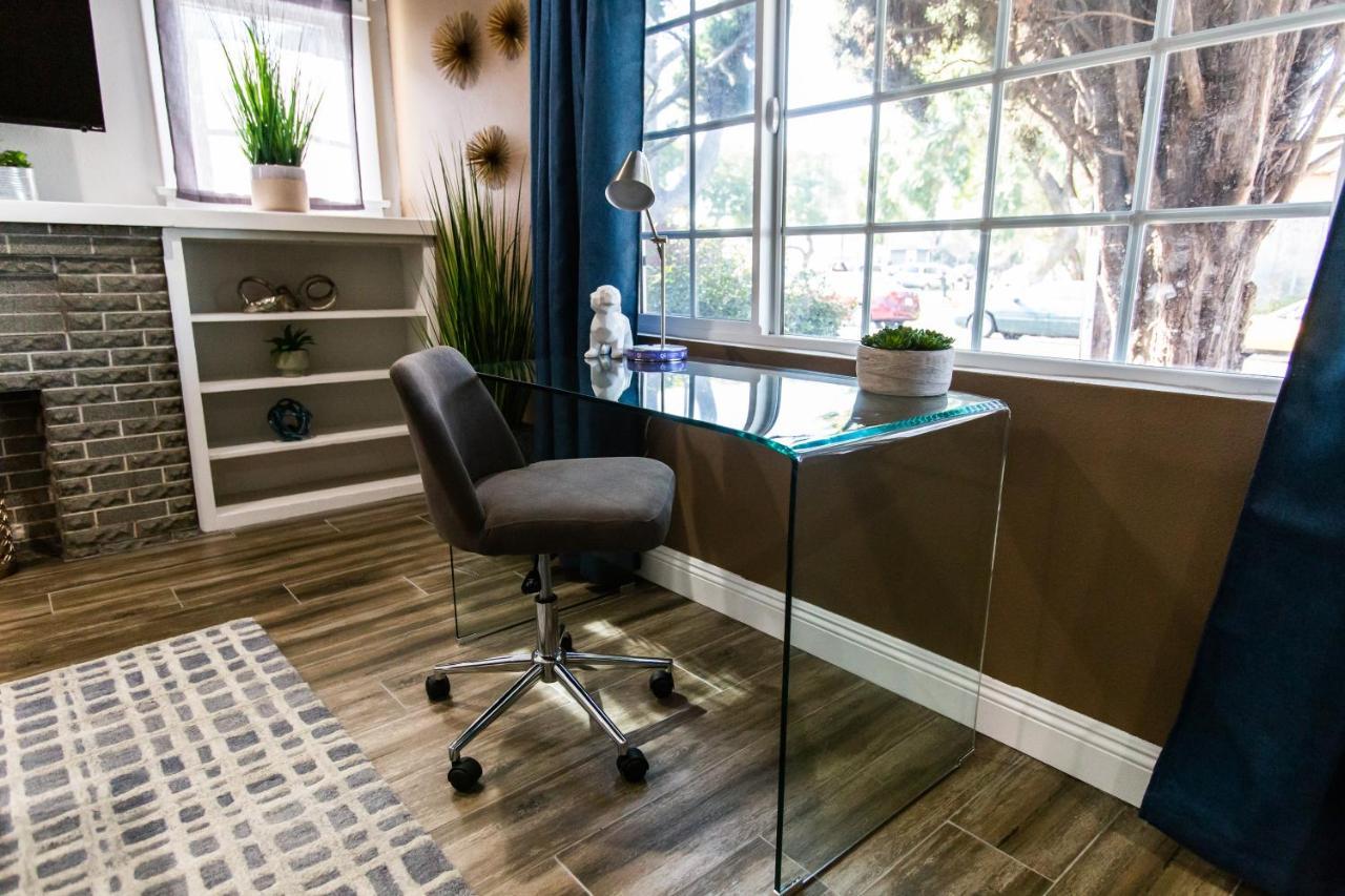 Long Medical Center Duplex: Pet-friendly For Healthcare Professionals Apartment